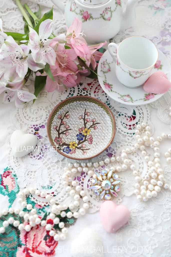 Антикварная круглая розетка /подставка 9см. Клуазоне перегородчатая эмаль, старый Китай.