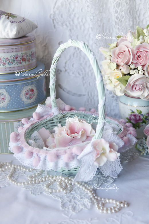 Корзина плетеная, мятная.