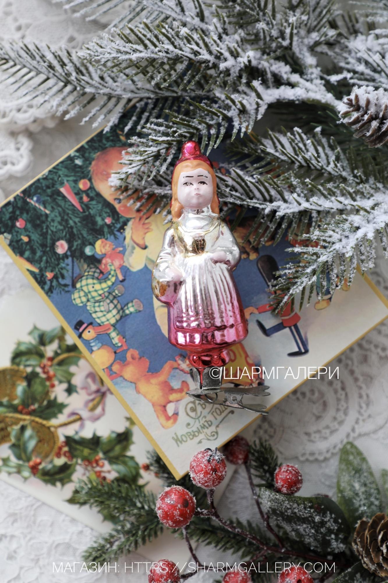 Красная Шапочка №12 елочная игрушка стекло на прищепке, СССР.