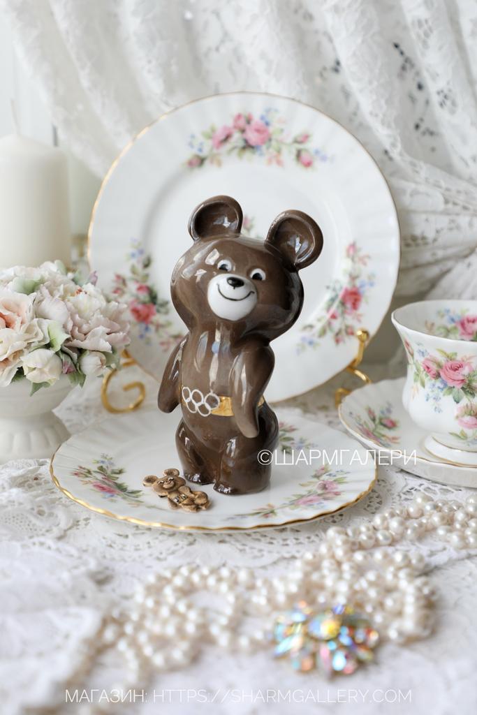 Олимпийский Мишка №35 фарфор Дулево + значок Олимпиада 80. СССР.