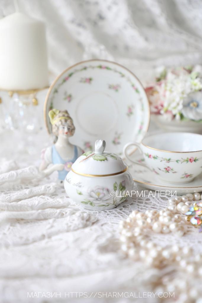 Редкая миниатюрная шкатулочка «Rosa Campanulata Alba» фарфор, Хутченройтер/Hutschenreuther, Германия.