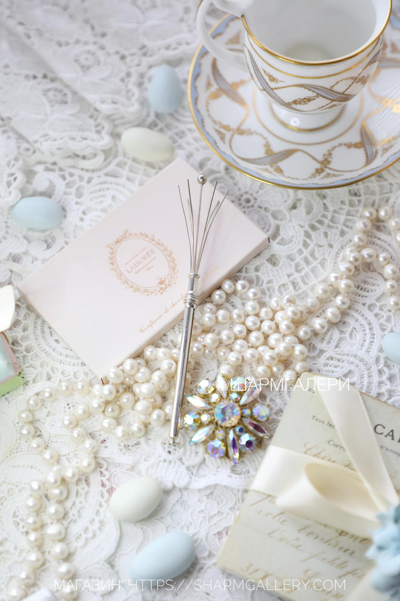 Муссуар Кулон-Венчик для удаления пузырьков в шампанском, серебро, Англия.