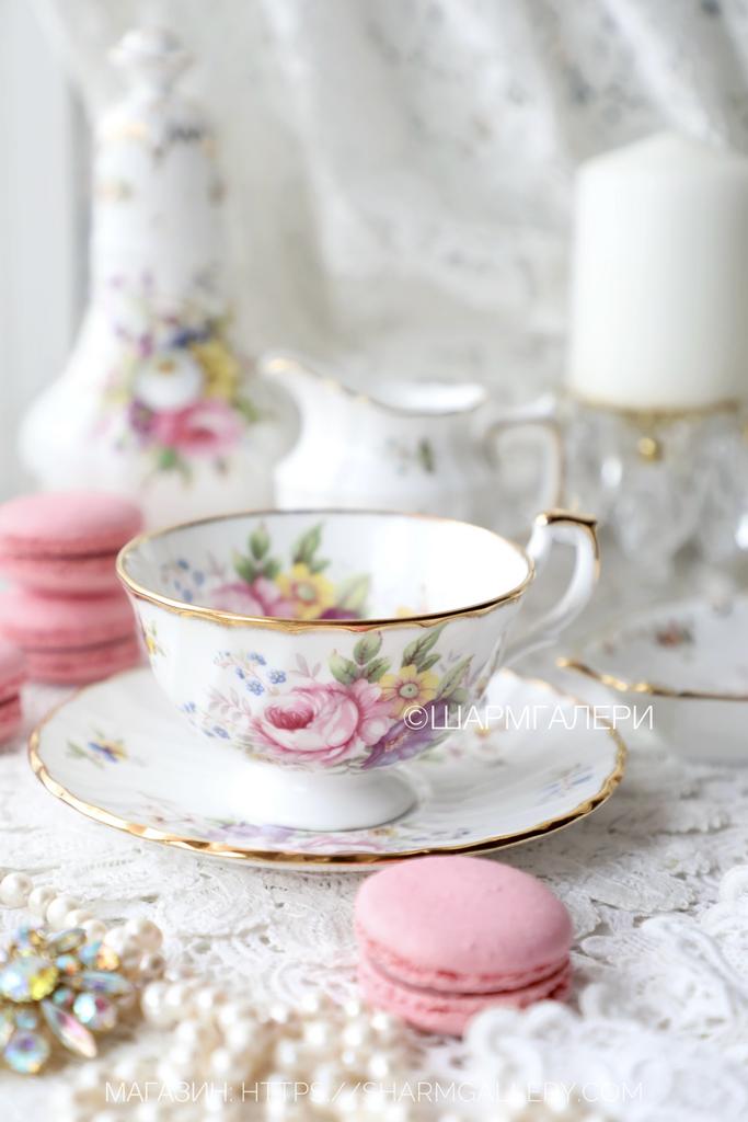 Чайная пара «Викторианские Розы» костяной фарфор Hudson Middleton, Англия.