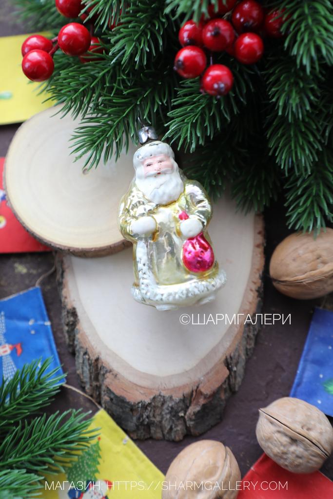 "Дед Мороз с елкой и мешком" старинная елочная игрушка, стекло на подвесе, СССР №268