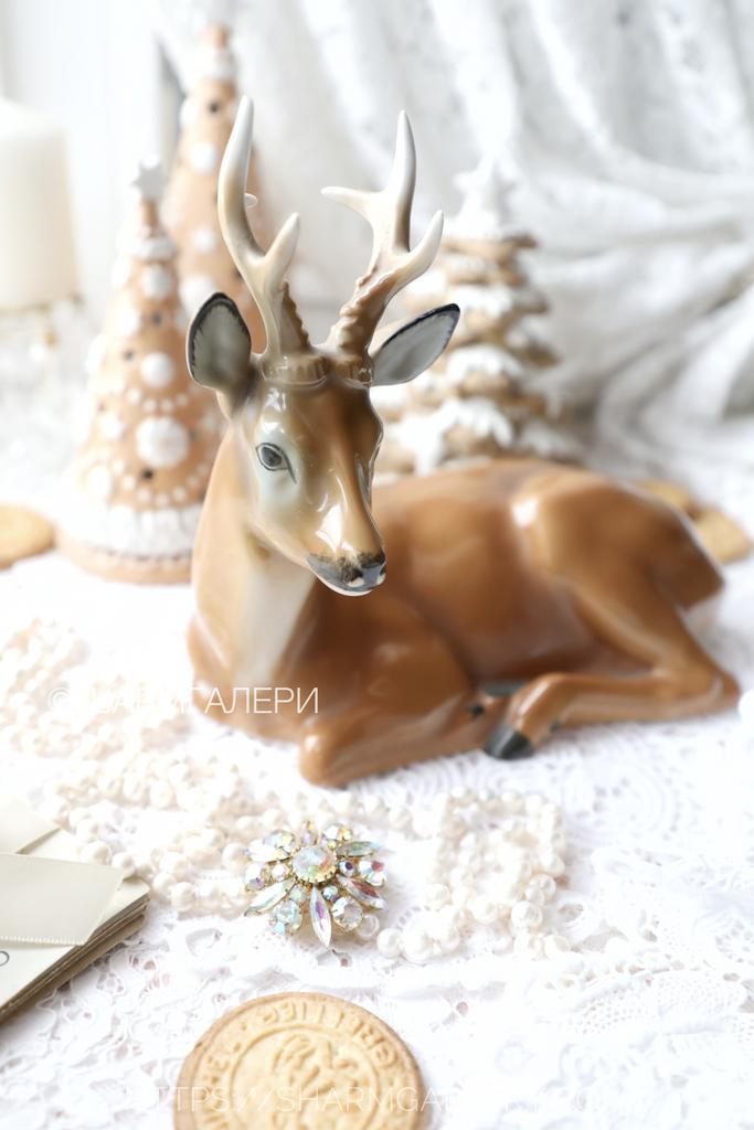 Статуэтка "Лежащий олень" фарфор Lichte Porzellan Лихте Порцеллан (клеймо  горящая свеча) Германия