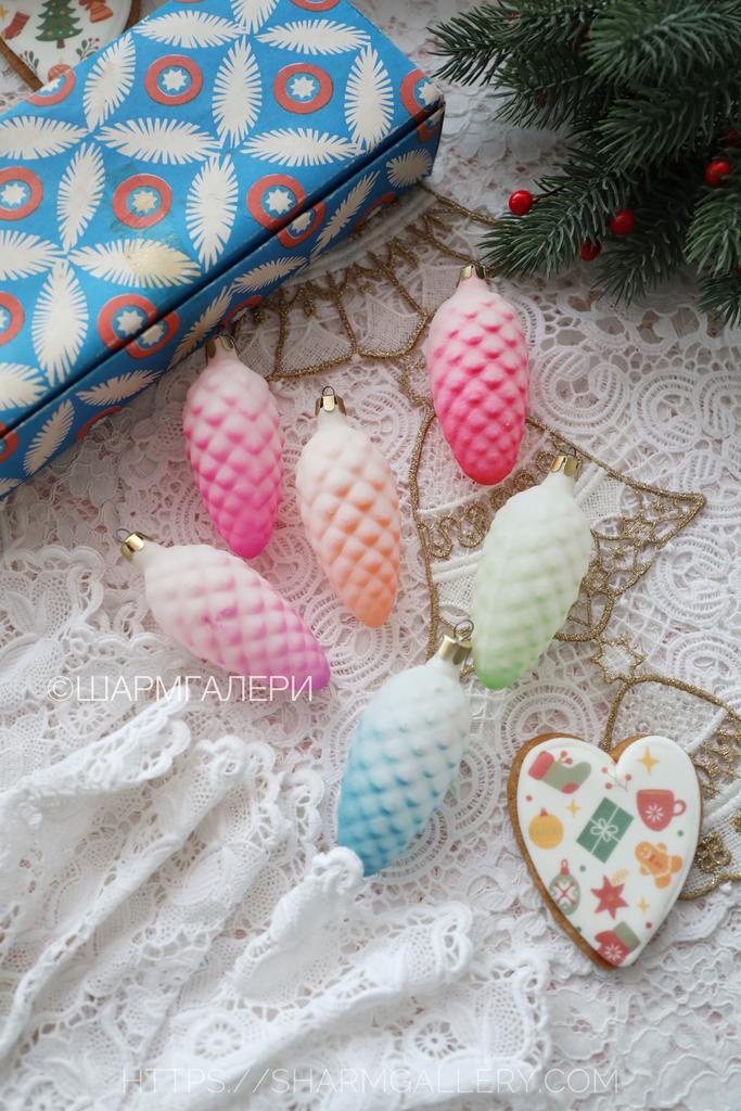 Набор елочных игрушек №294 "Матовые шишки" 6шт. в родной коробке СССР Сохран!