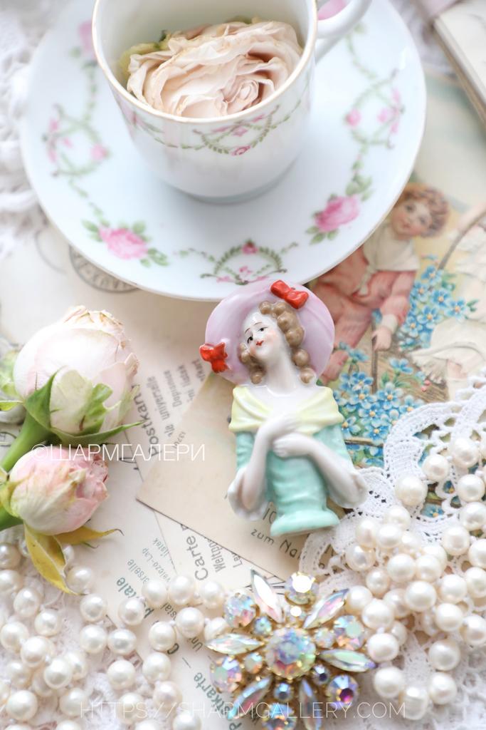 Half doll антикварная половинка куклы 5,5см «Дама в шляпке» игольница, фарфор, роспись. Германия