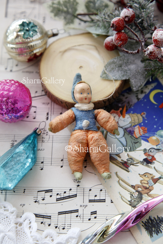 Антикварная елочная игрушка из ваты "Ребенок". СССР