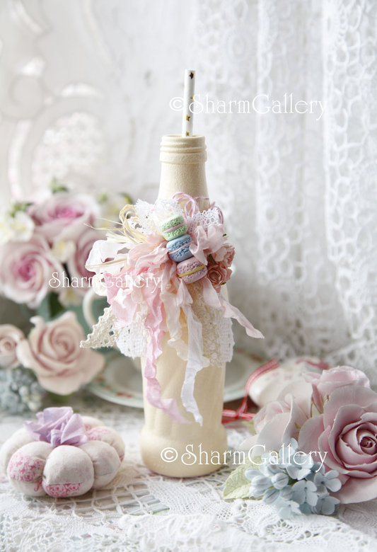 Стеклянная бутылка "Cream" в "шебби стиле" + тыковка - игольница.
