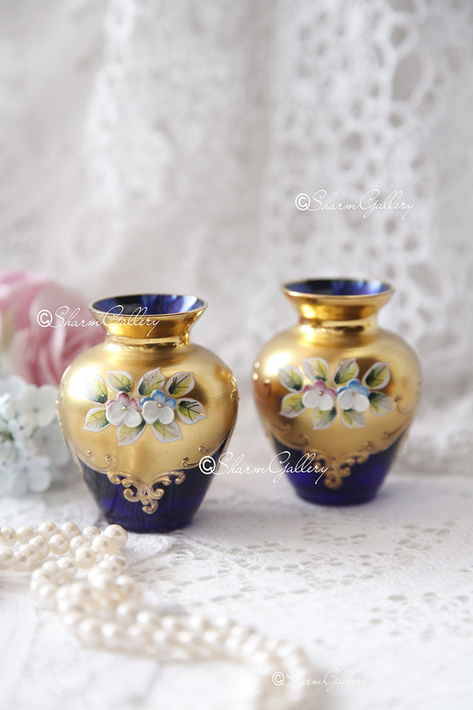 Дуэт винтажных вазочек. Кобальтовое стекло, позолота. Чехия.