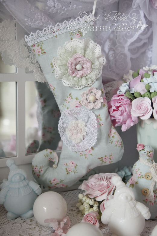 Сапожок для подарков "Mint Roses", ручная работа.
