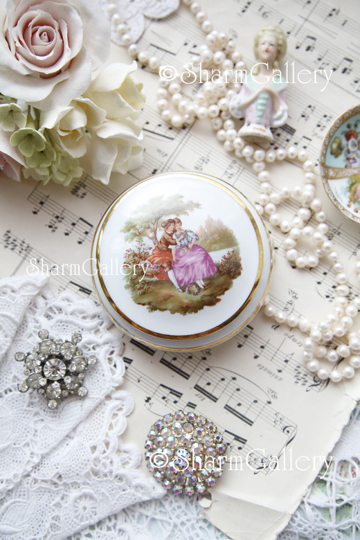 Винтажная шкатулка. Франция, Фрагонар, фарфор Limoges (Лимож)