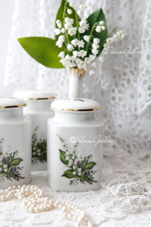 Винтажная банка Ландыши, для чая или специй. Фарфор, Чехия.