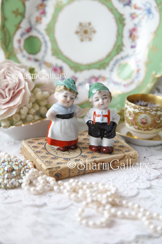 "Бюргеры", набор соль, перец. Фарфор, Германия, винтаж.