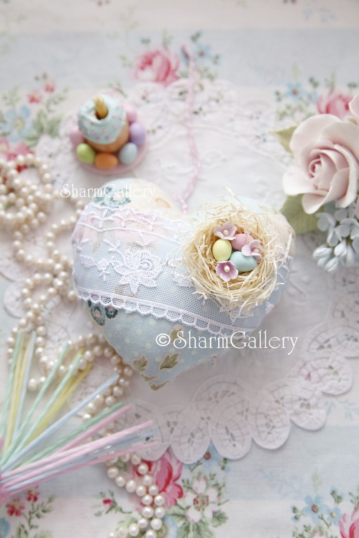 Пасхальное сердечеко. Ручная работа.