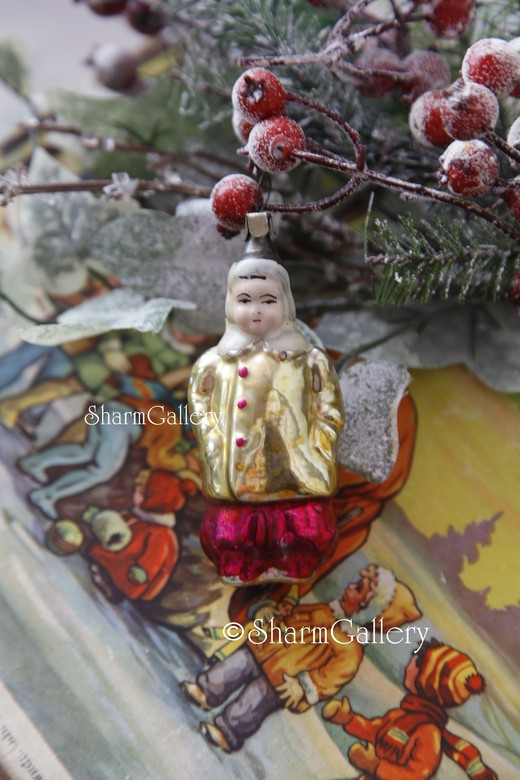 "Мальчик гимназист". Редкая, антикварная елочная игрушка, стекло. СССР.