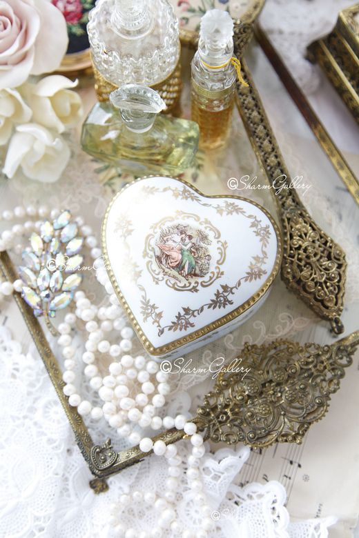 Шкатулка сердце "Мадонны",  фарфор Martinroda, Германия. Винтаж.