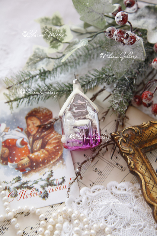 Винтажная елочная игрушка  Домик. ГДР.