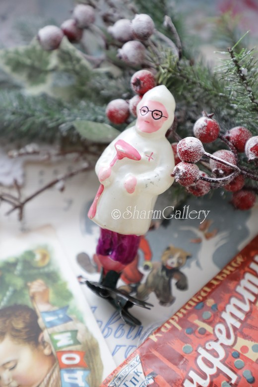 "Доктор Айболит". №5. Старинная елочная игрушка на прищепке.