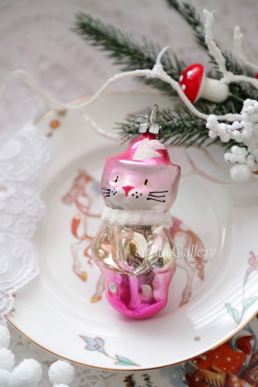 Кот в сапогах. №1. Елочная игрушка, стекло, ГДР.