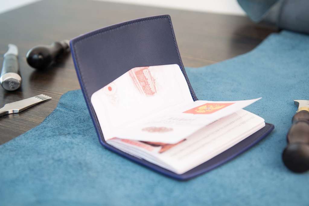 Обложка на паспорт "Бэнт"