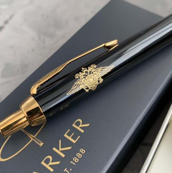 Шариковая ручка Parker IM Metal Black GT