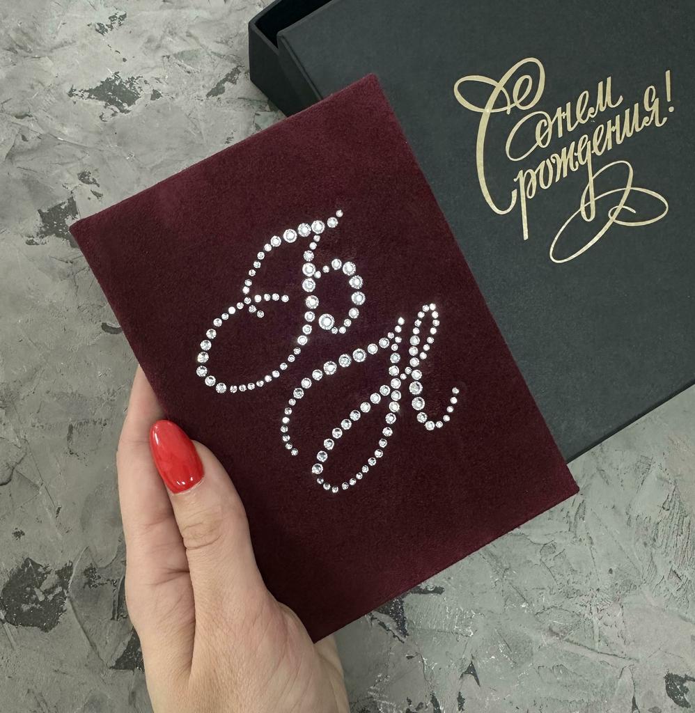 Обложка на паспорт с стразами