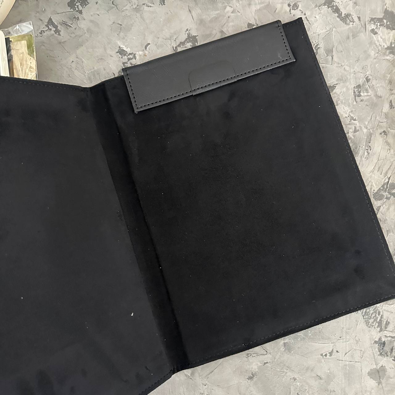 Папка для оглашения приговора с гербом России