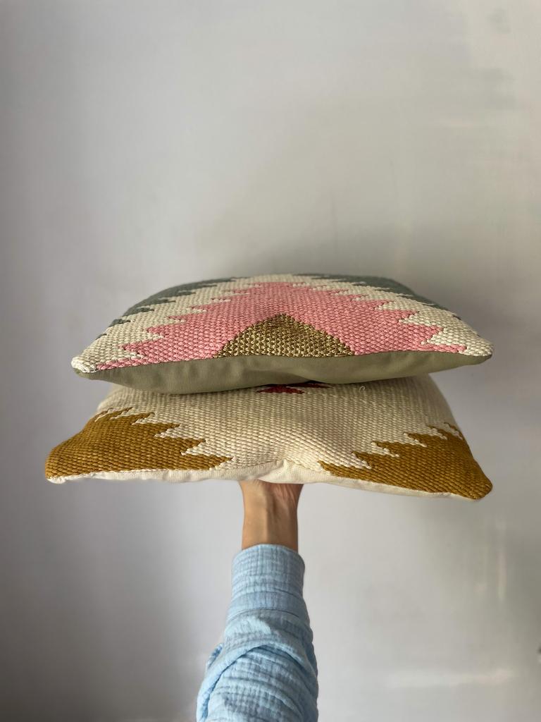 Урок 10. Как сшить чехол для подушки из тканого полотна.