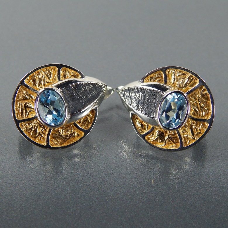 Серебряные серьги с топазом