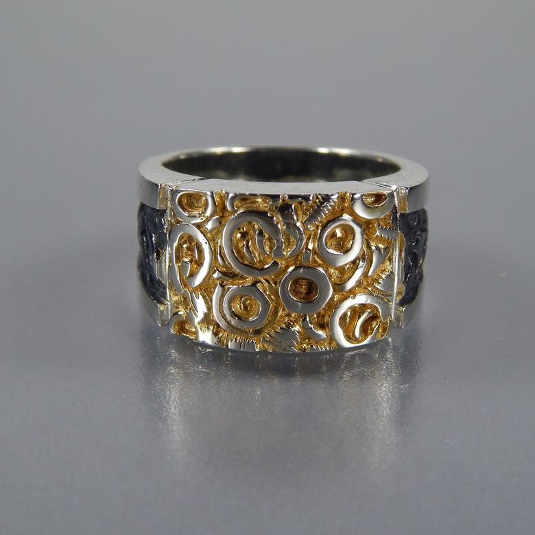 Серебряное кольцо с позолотой