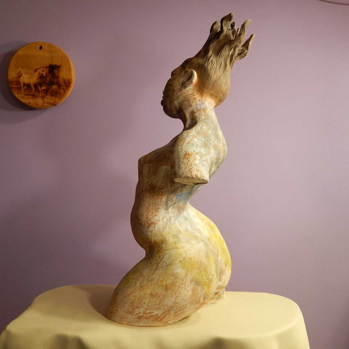 Керамическая скульптура Африканка