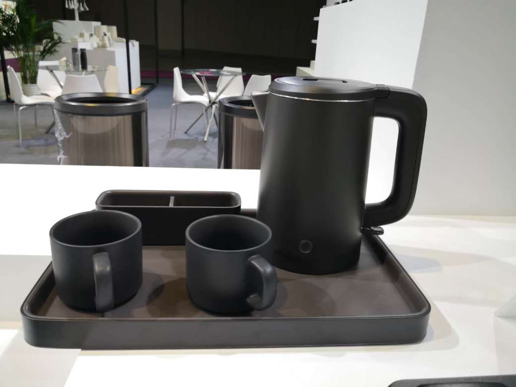 Чайная станция KH851, размер 388×258×38 мм.Объем: 1 литр Мощность: 1350W