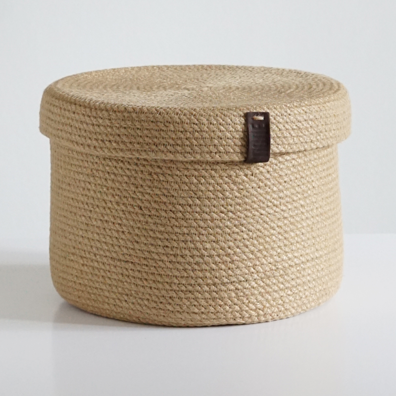 Корзина с крышкой 25х18