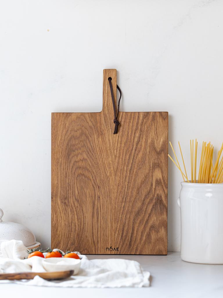 Дубовая доска разделочная с ручкой большая