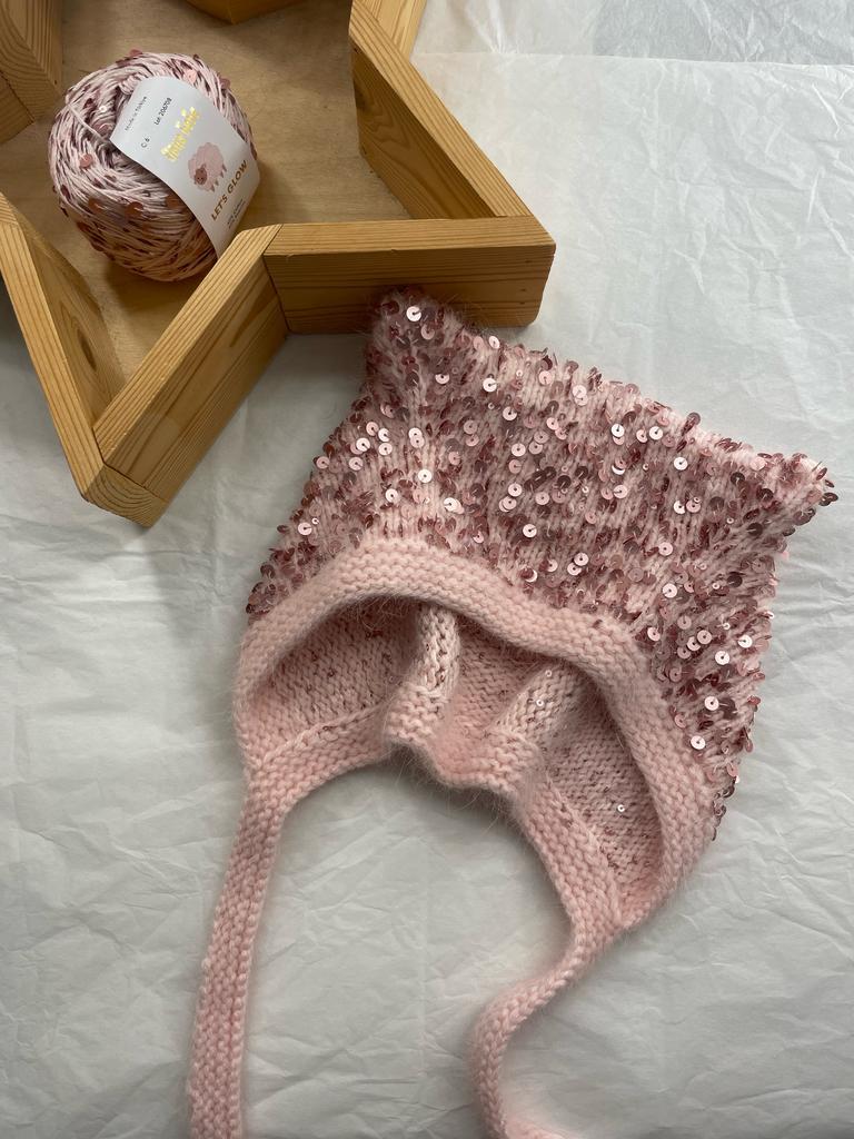 Блестящий чепчик