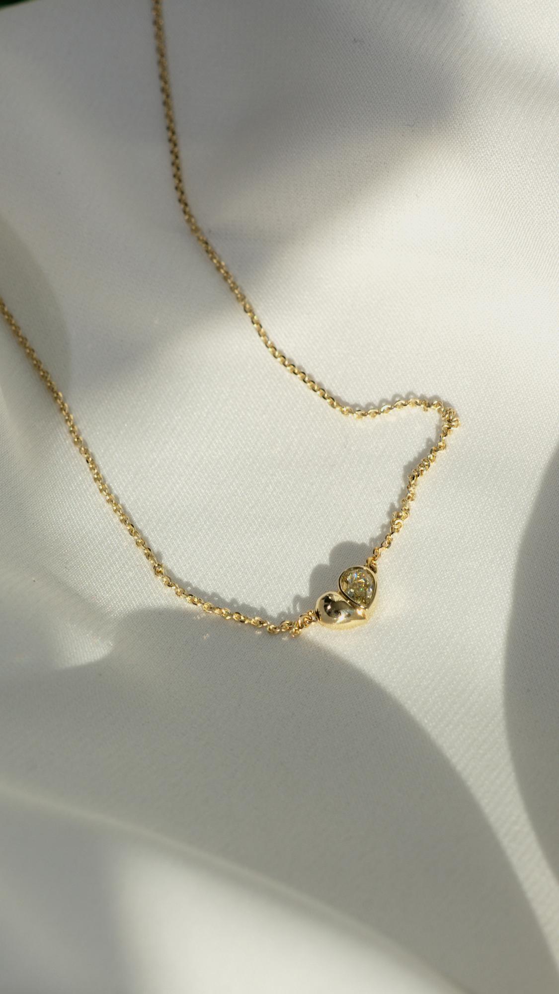 Золотая подвеска Сердце