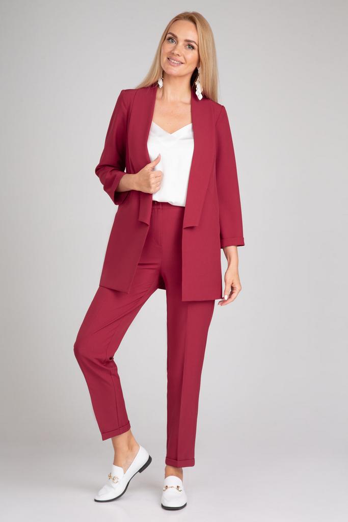 Костюм брючный 10305 красный цвет 42-58