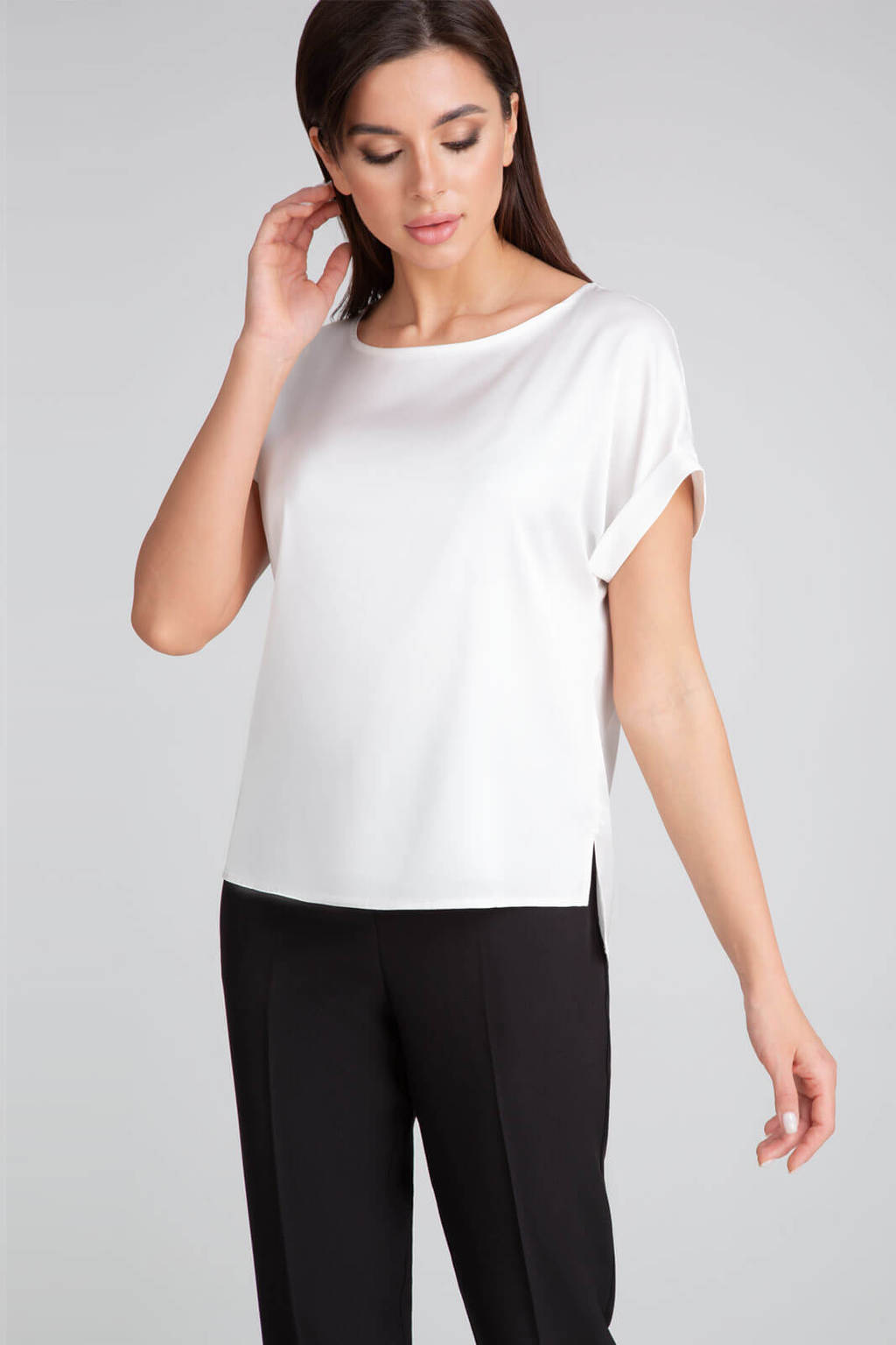 Блузка 402 молочный цвет 42-58