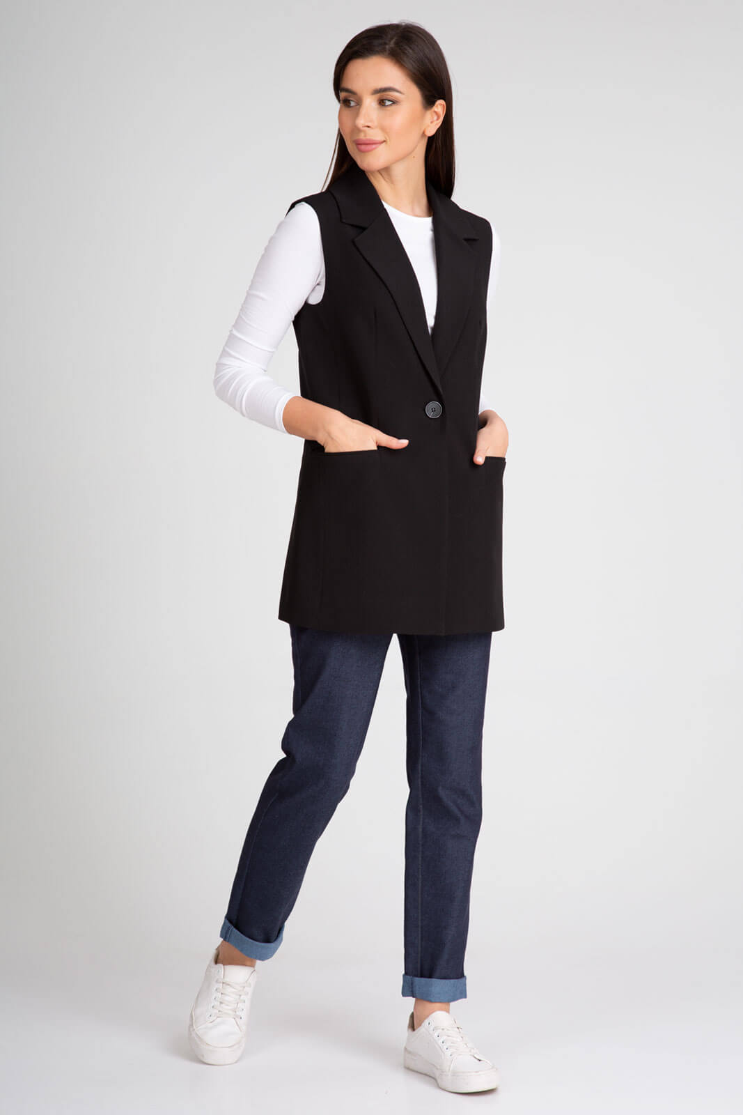 Жилет 204 черный цвет 42-58