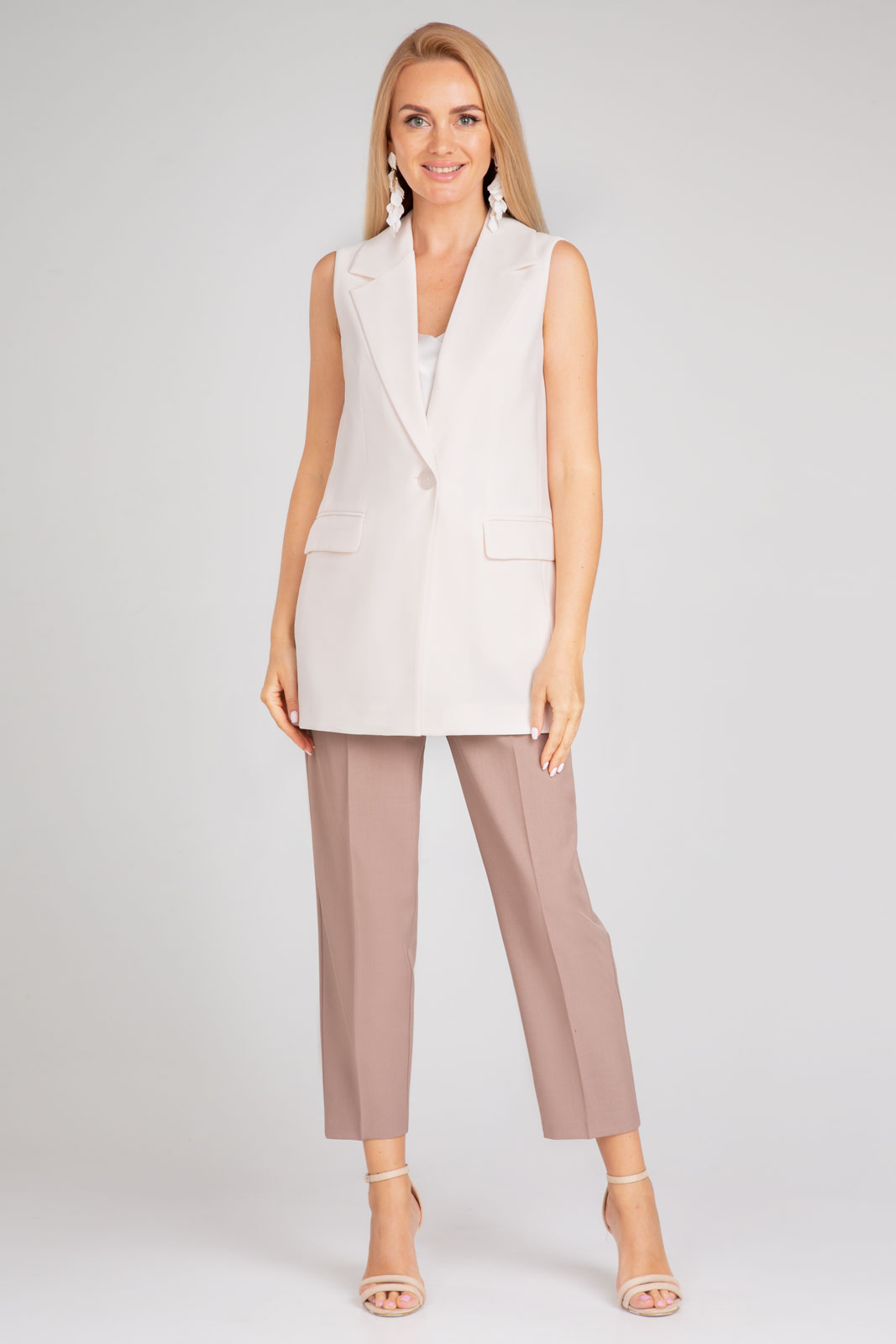 Жилет 204 цвет айвори 42-58