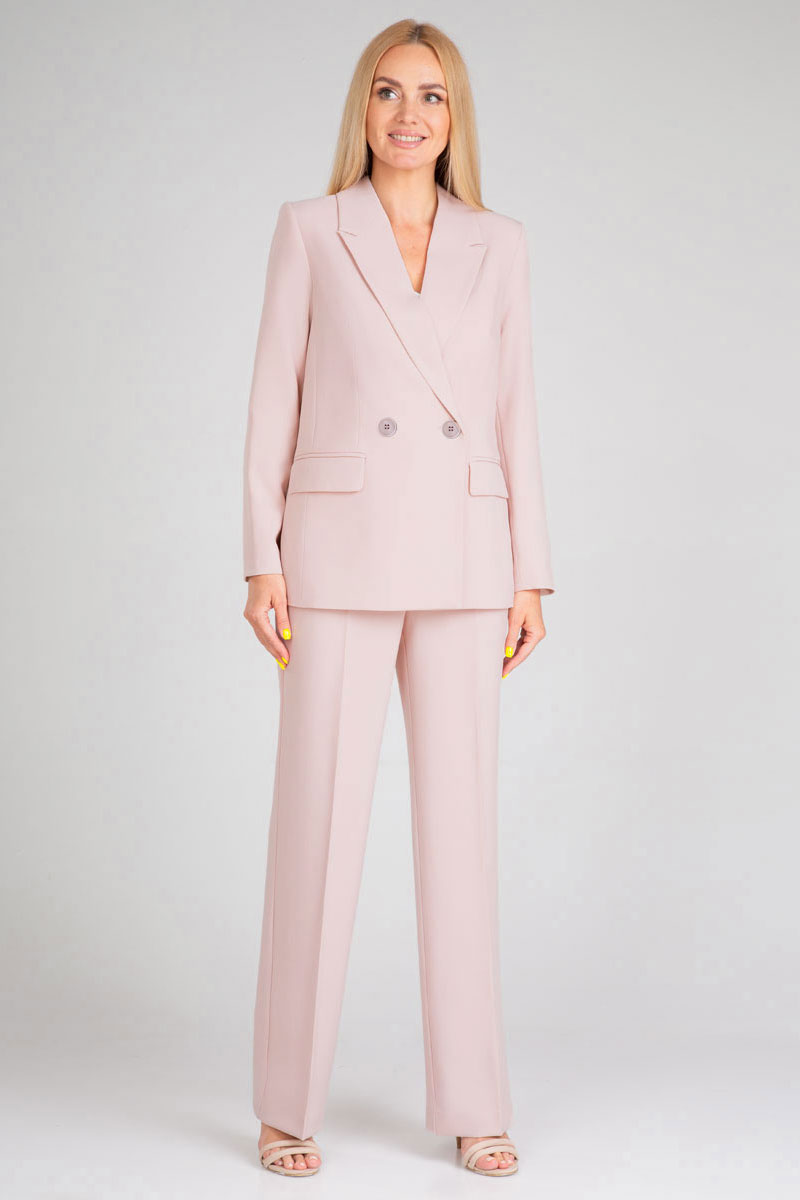 Костюм брючный 10609 цвет пудра 42-52