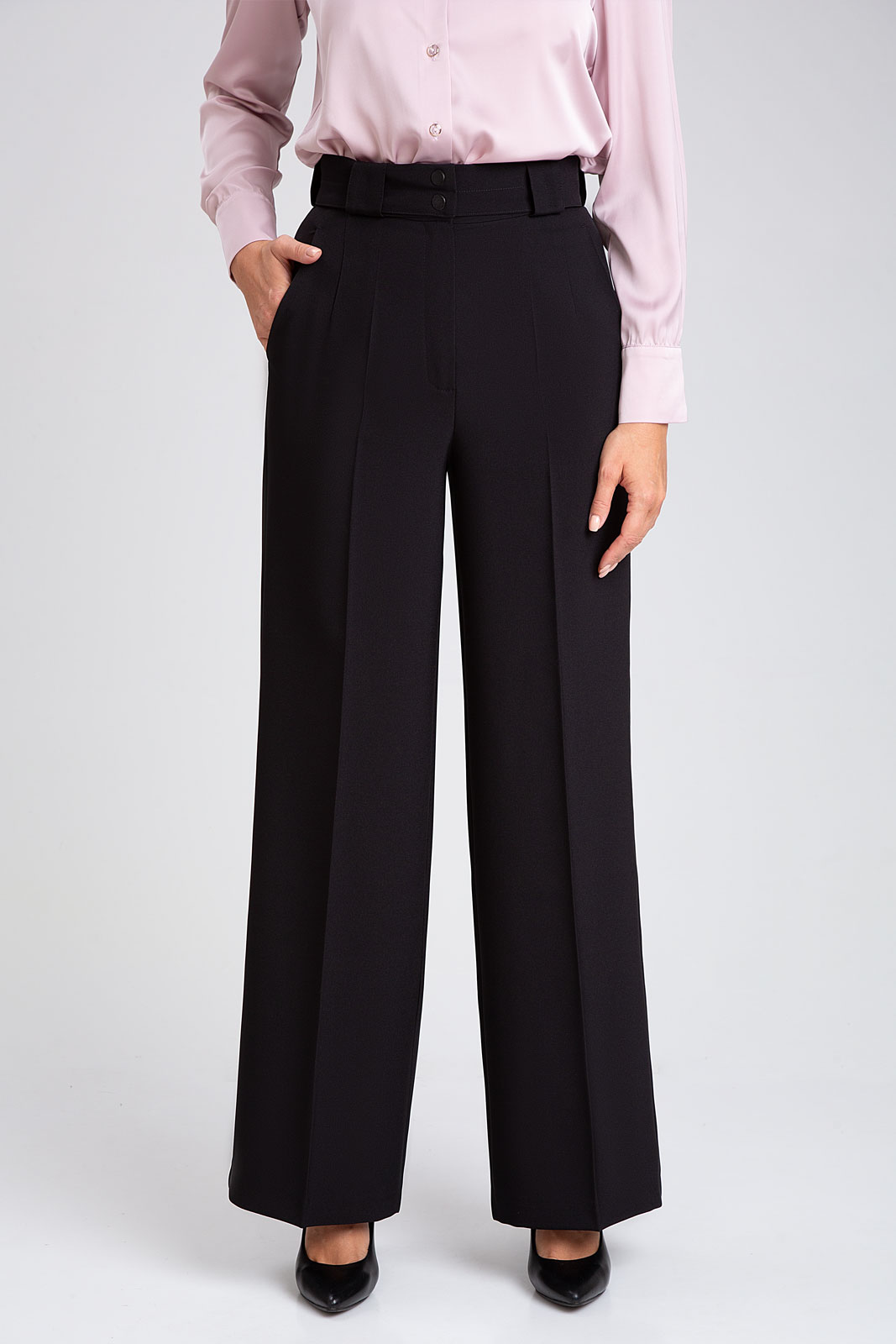 Брюки 311 черный цвет 40-50