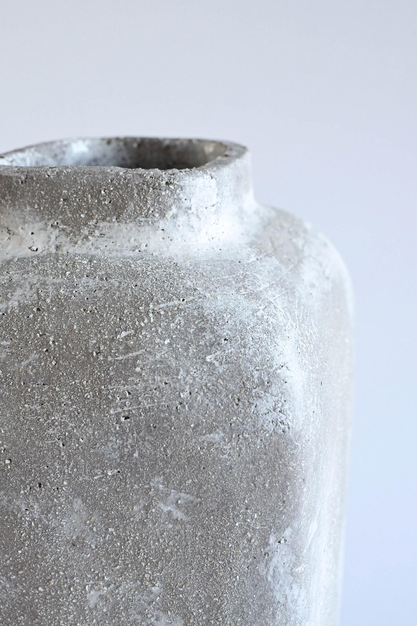GREY TEXTURED CERAMIC VASE #1
