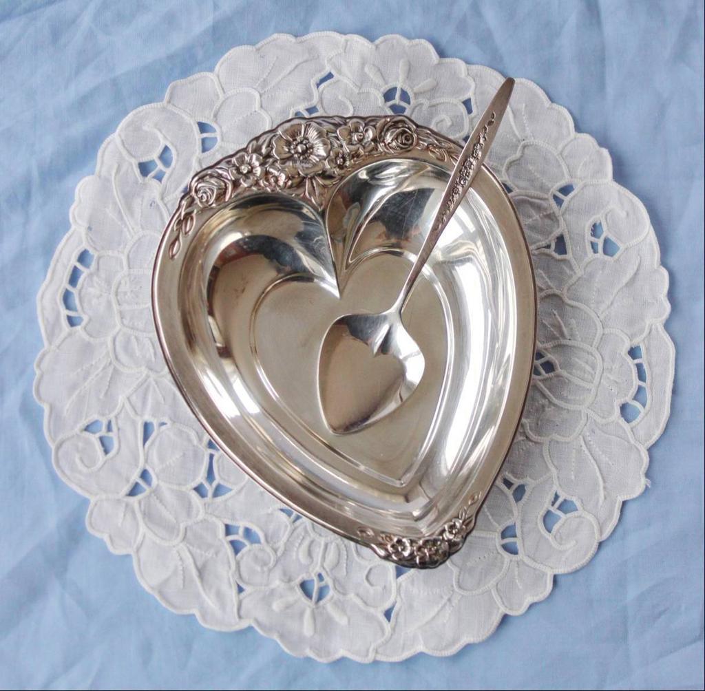 Посеребрённая пиала с ложкой