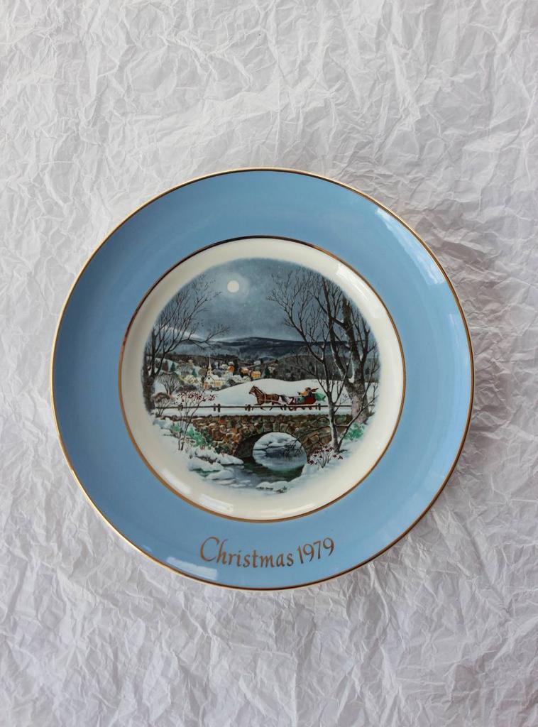 Рождественская тарелка 1979 Wedgwood