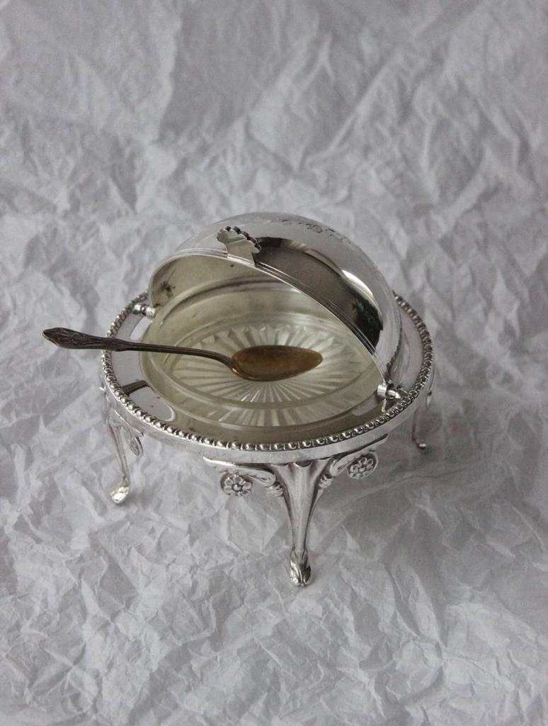 Винтажная икорница-ролл