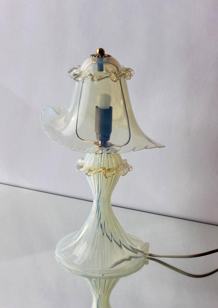 Лампа Murano из опалового стекла