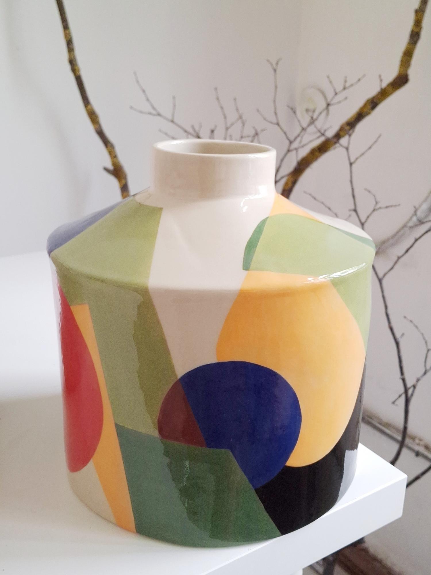 ваза Авангард