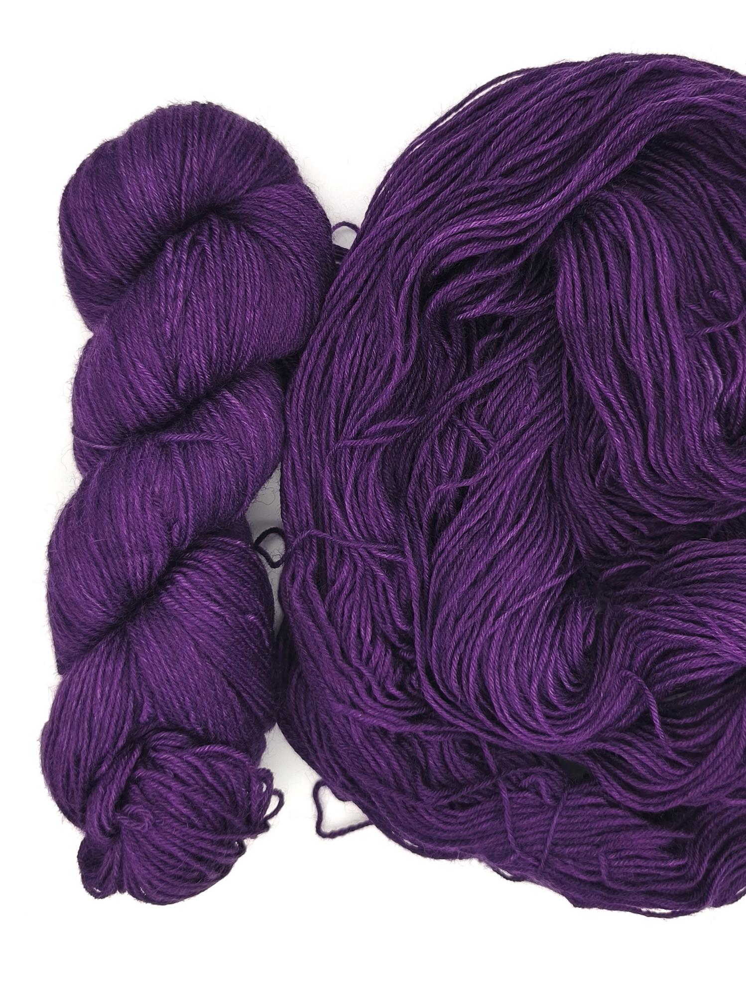 Пряжа ручного окрашивания, 100 гр/420 м, 75% меринос, 25% ПА, 81420